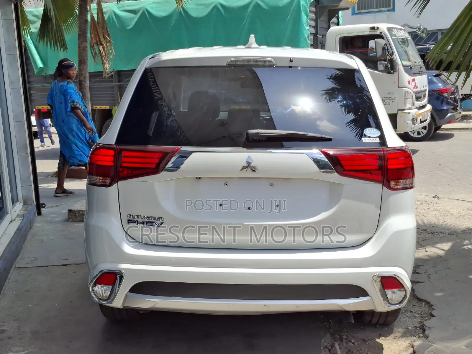 Mitsubishi Outlander 2019 White