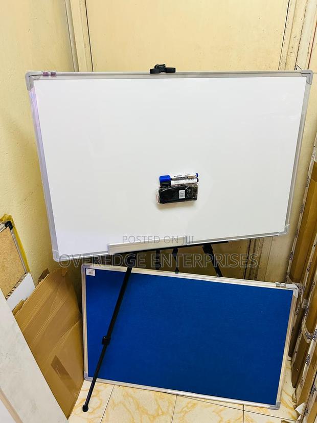 Whiteboard##White Board!!Stand||Board and Stand
