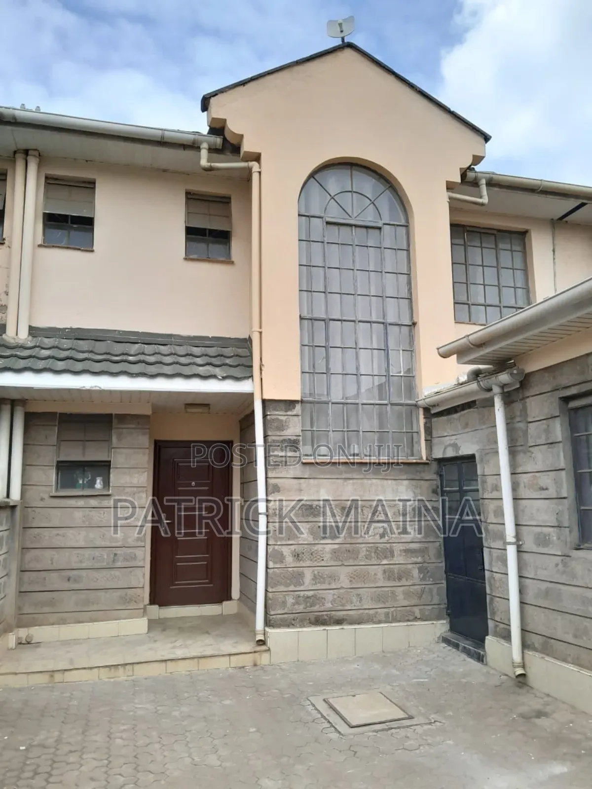 Furnished 3bdrm Maisonette in Greenspan Estate for sale