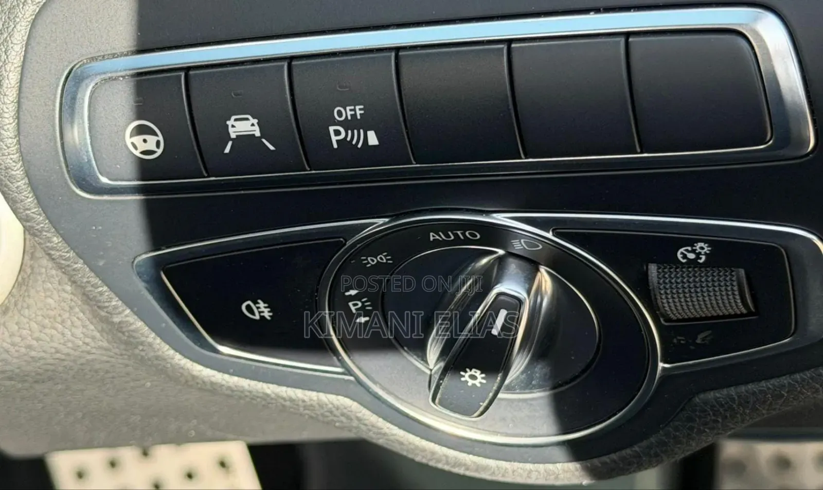Mercedes-Benz C200 2018 Blue