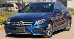 Mercedes-Benz C200 2018 Blue