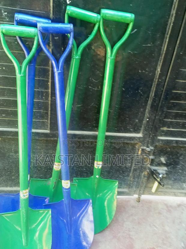 Spade Available
