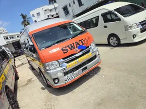 Toyota HiAce 2019 Silver
