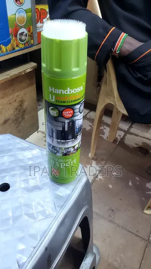 Handboss Universal Foam Cleaning Agent