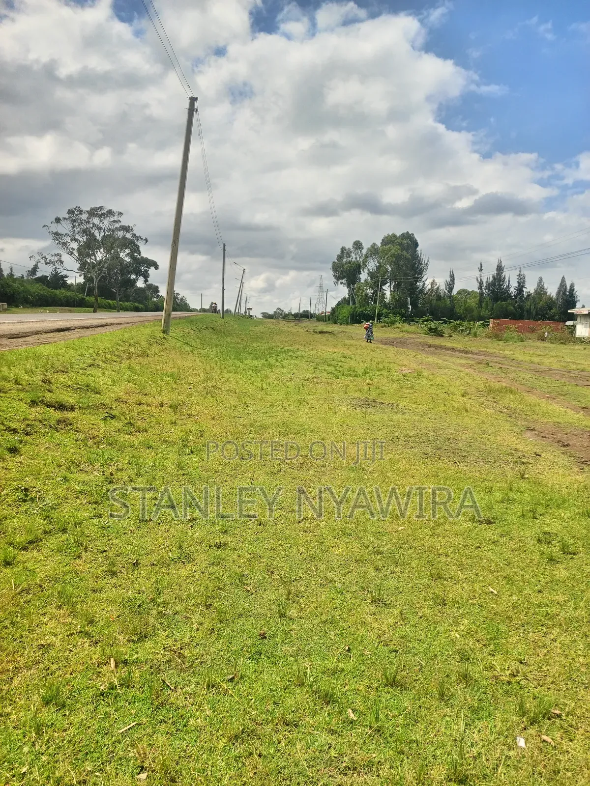 One Acrea Second From Nanyuki Nyeri Highway