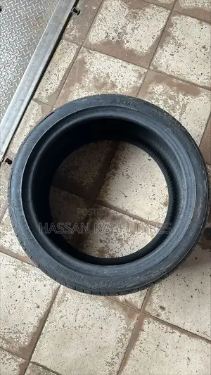 235/40r18 Atlander Tyre (Madein Thailand)