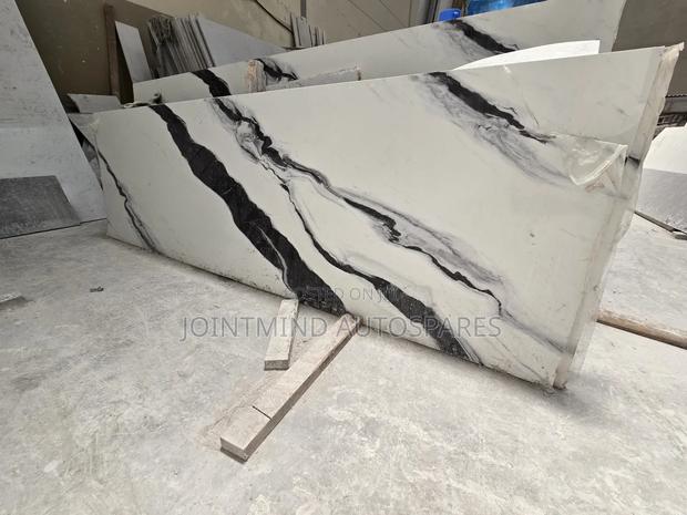 Sintered Stone - main view