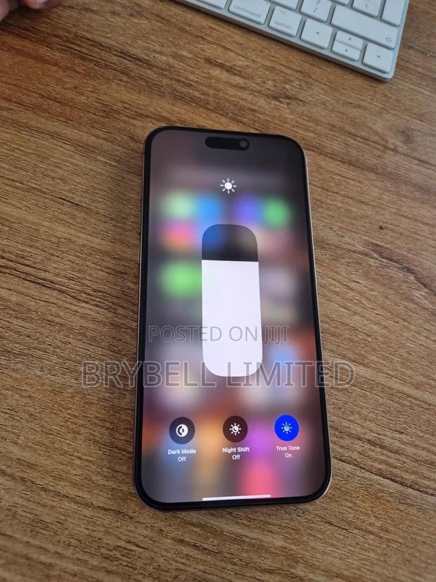 Apple iPhone 16 Pro Max 256 GB White - thumbnail 5