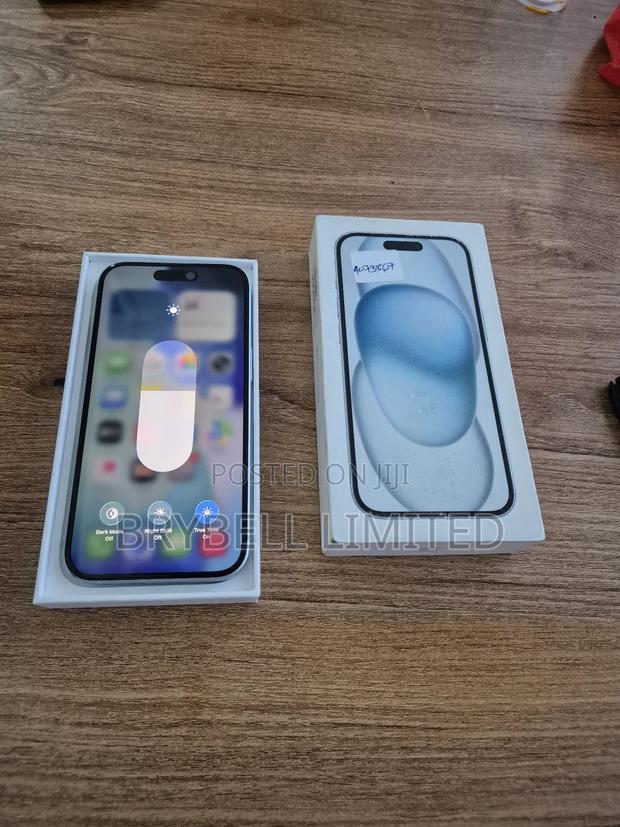 Apple iPhone 15 128 GB - thumbnail 4