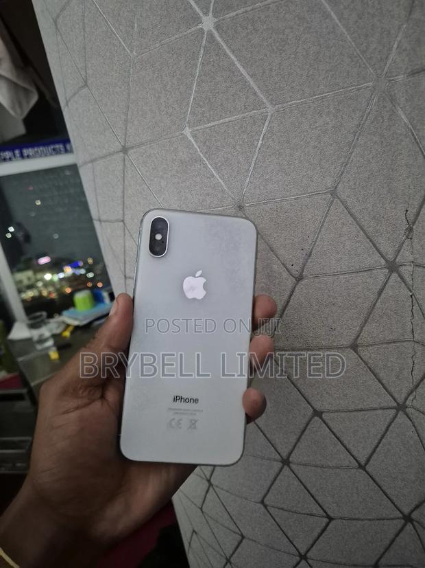 Apple iPhone X 64 GB - thumbnail 6