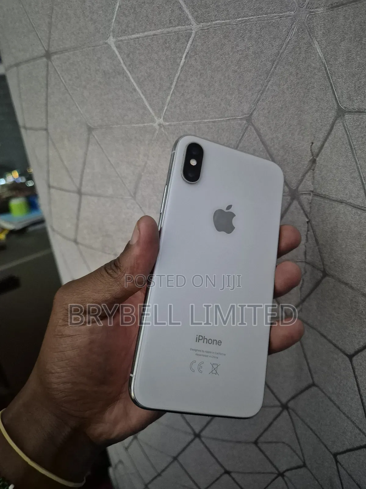 Apple iPhone X 64 GB