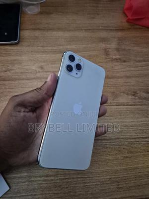 Apple iPhone 11 Pro Max 256 GB White - thumbnail 2