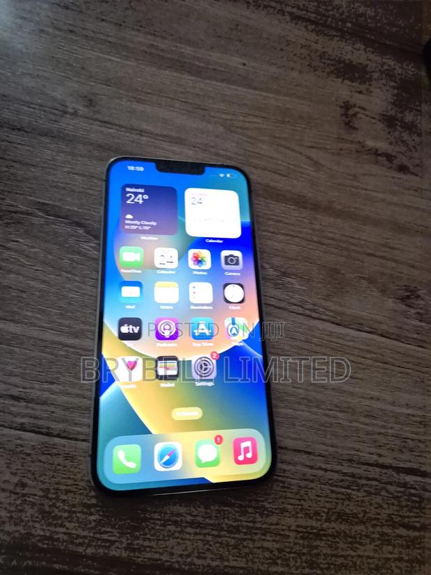 Apple iPhone 13 Pro Max 256 GB Gold - thumbnail 3