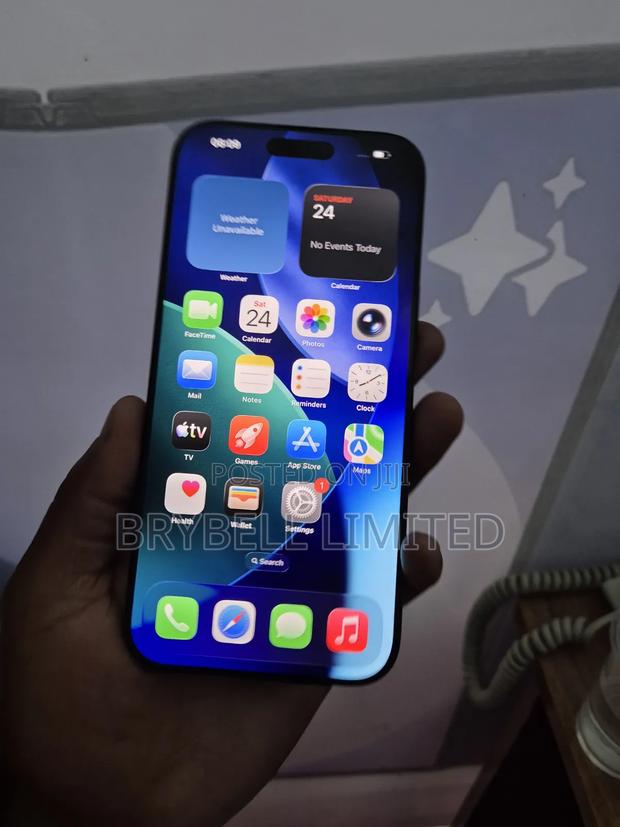 Apple iPhone 16 Pro Max 256 GB Black - thumbnail 3