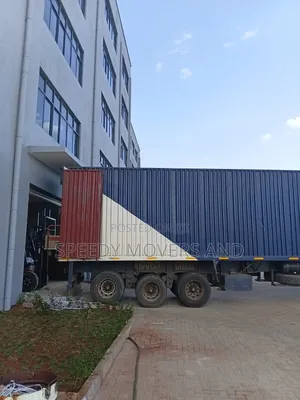 Transit Trailers for Goods Transportation and Delivery Are Available