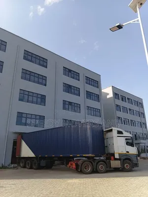 Trailers for Errands and Logistics Services Are Available