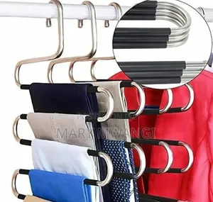 ◼ S-shaped Non Slip Hangers