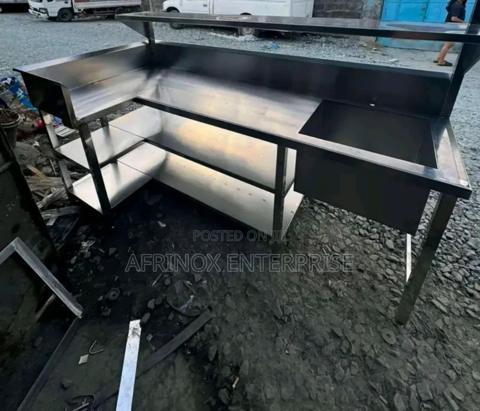 Customised Kitchen Sink, L-Shape Sink With Working Table
