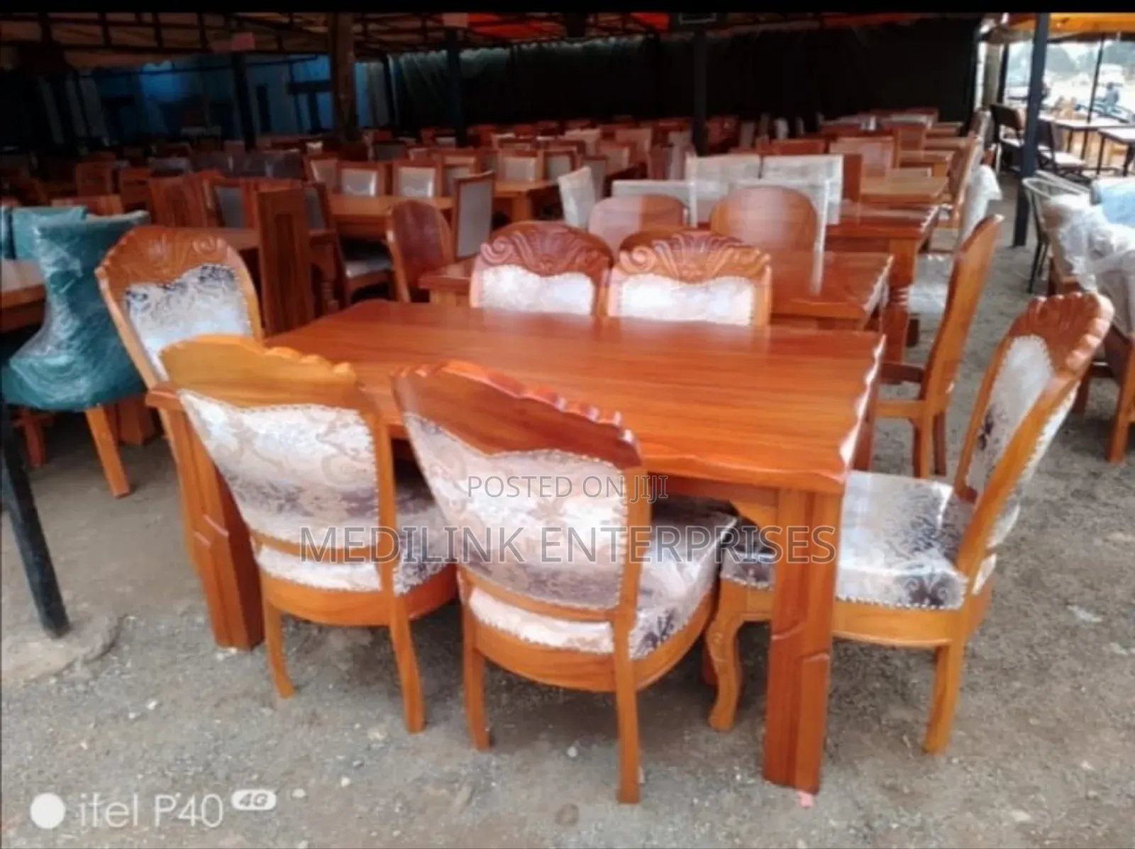 6-Seater Antique Crafted Dinning Table Set