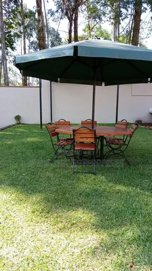 Tiki Tropical 6-Seater Garden Shade