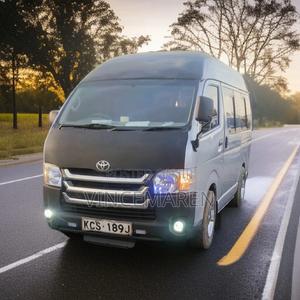 Toyota HiAce 2012 Silver - thumbnail 2