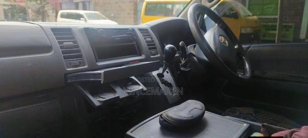 Toyota HiAce 2012 Silver - thumbnail 6