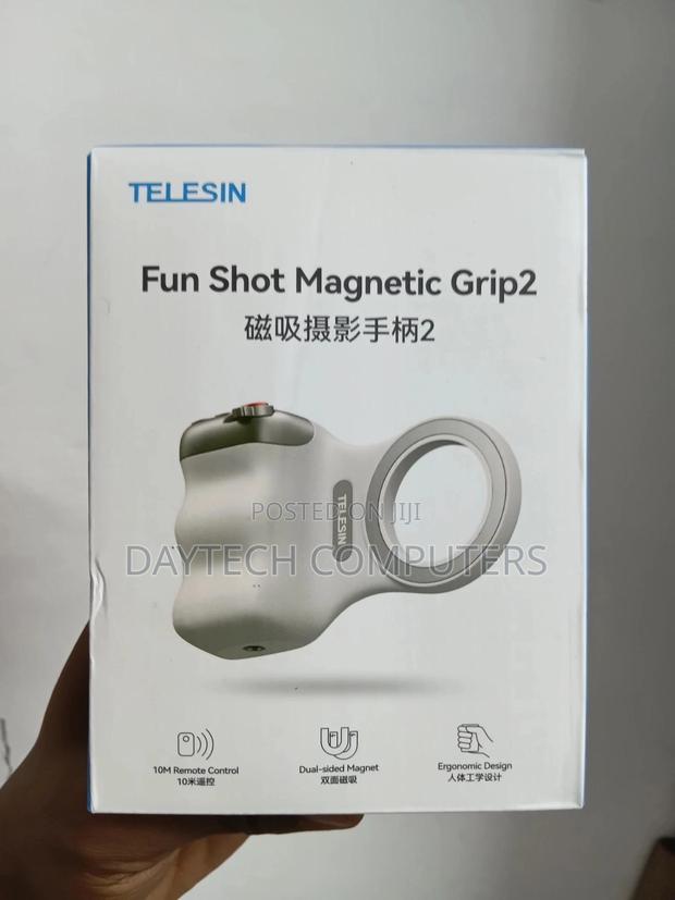 The Telesin Fun Shot Magnetic Grip 2 Camera Handle. - thumbnail 3