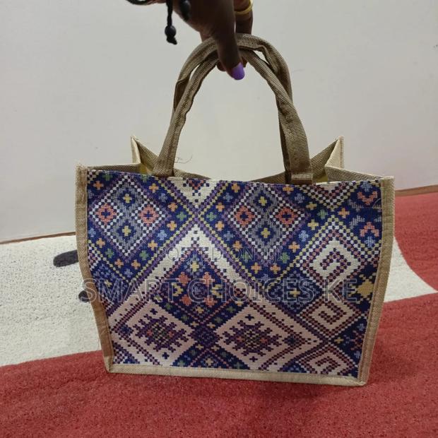 Geometric Print Pattern Tote Bag - thumbnail 3