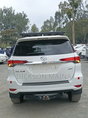 Toyota Fortuner 2.8 D AWD 2018 White