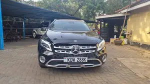 Mercedes-Benz GLA-Class 2018 Black