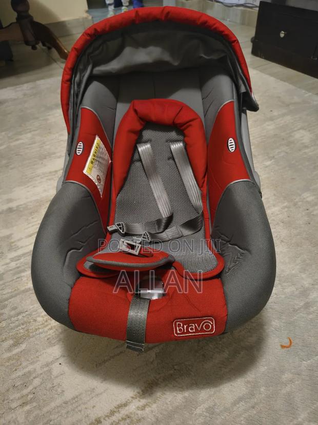 Baby Car Seat - thumbnail 3