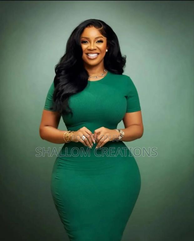 Body Fit Official Dresses - thumbnail 2