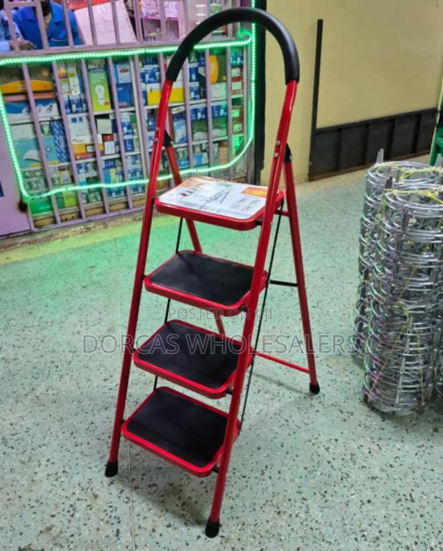 Steps Ladder - main view