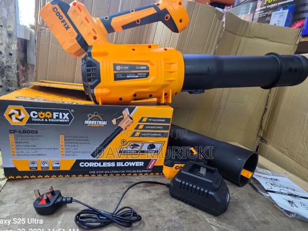 The Coofix Cordless Blower 4.0ah