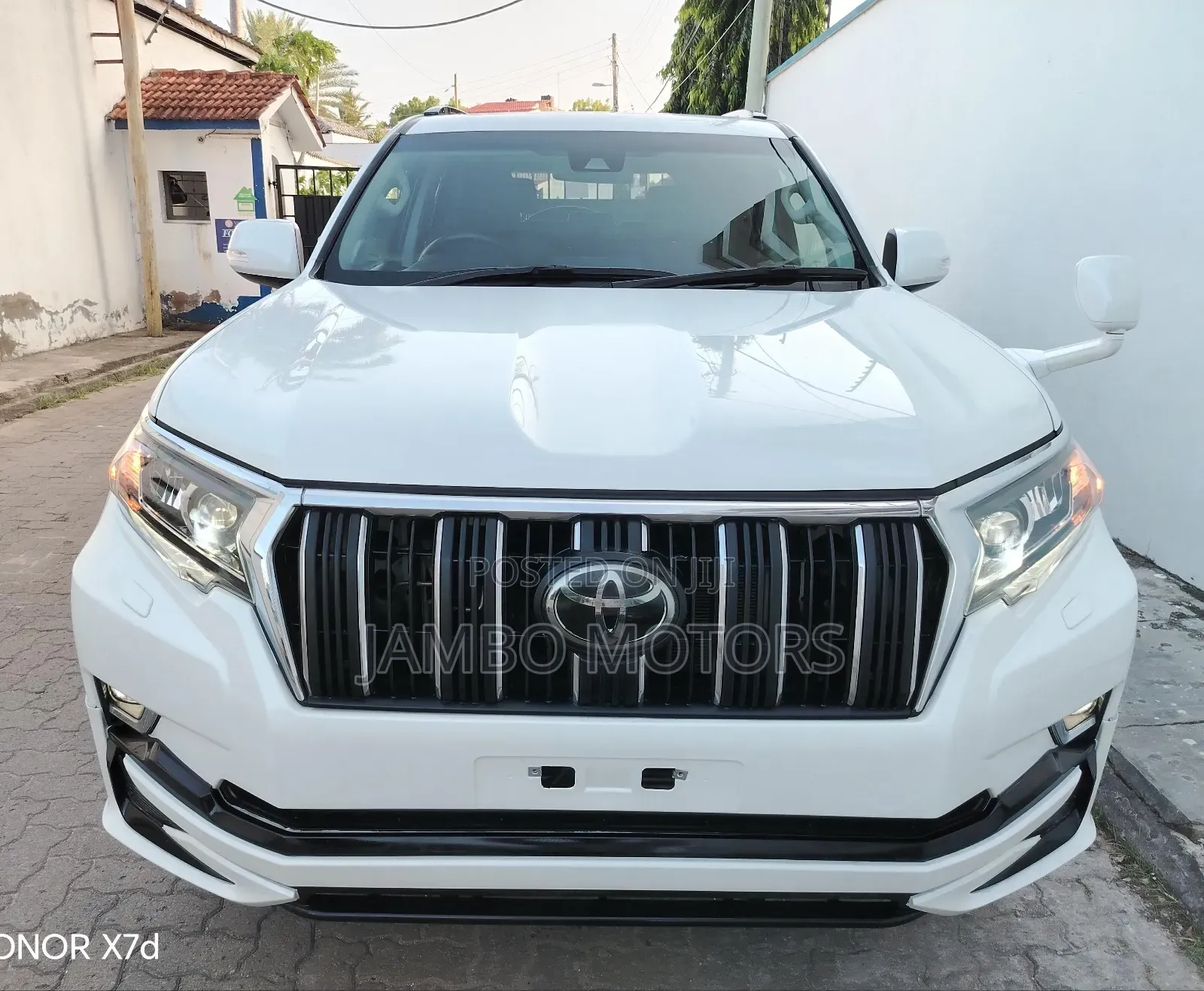 Toyota Land Cruiser Prado 2.8 2020 White