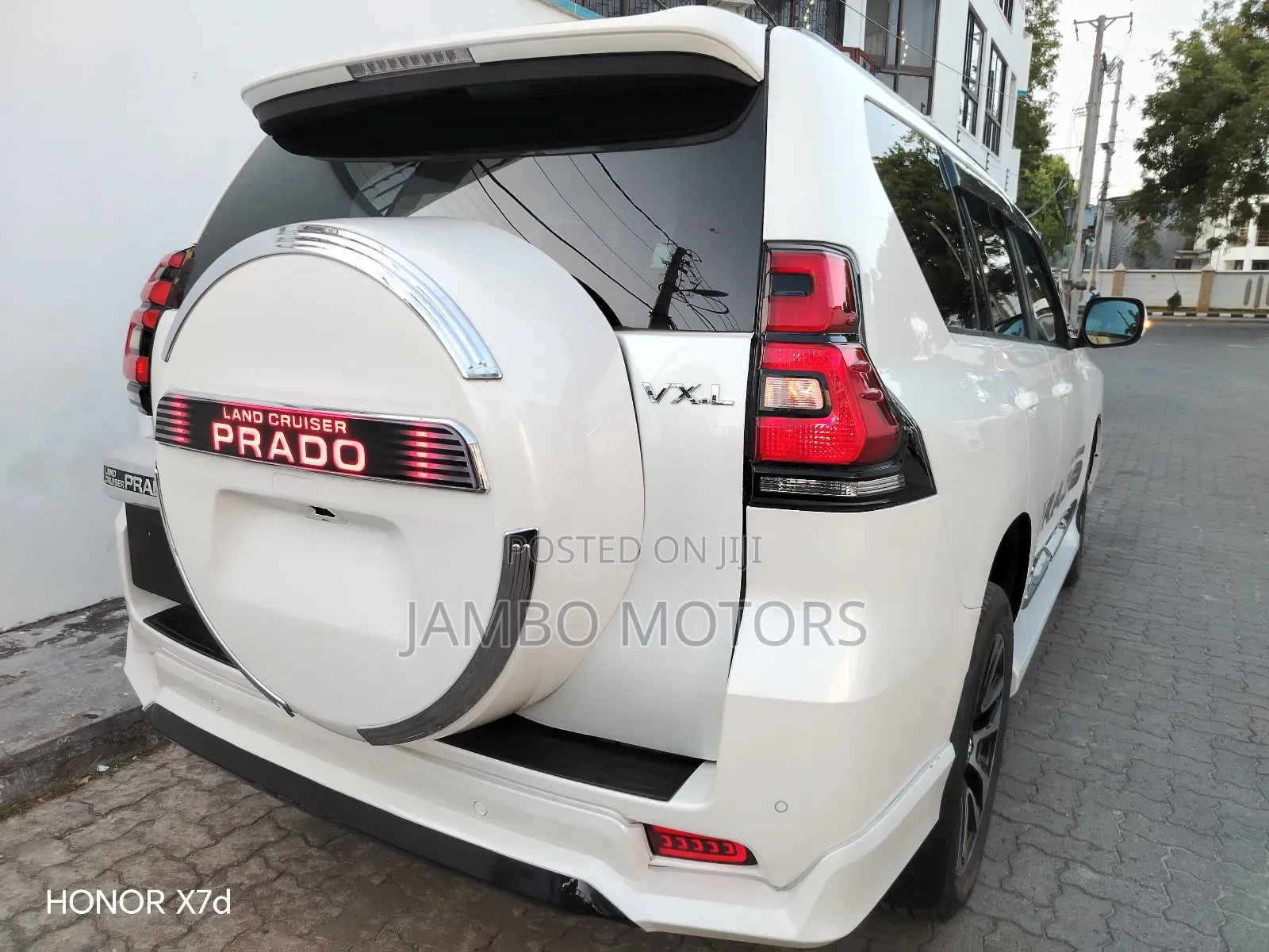 Toyota Land Cruiser Prado 2.8 2020 White