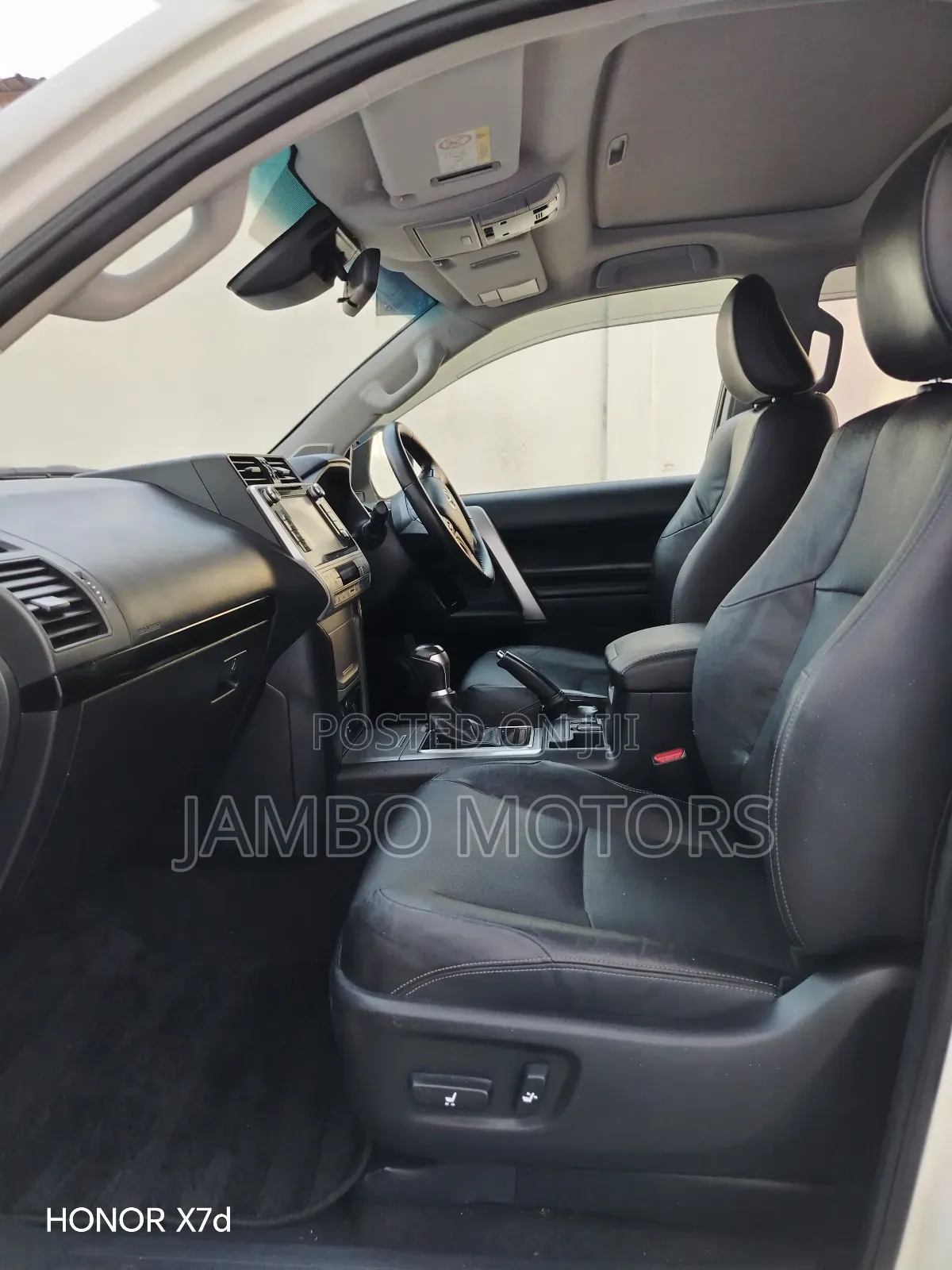 Toyota Land Cruiser Prado 2.8 2020 White