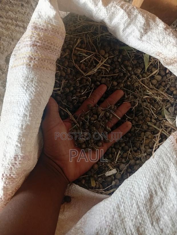 Rabbit Manure and Urine - thumbnail 3