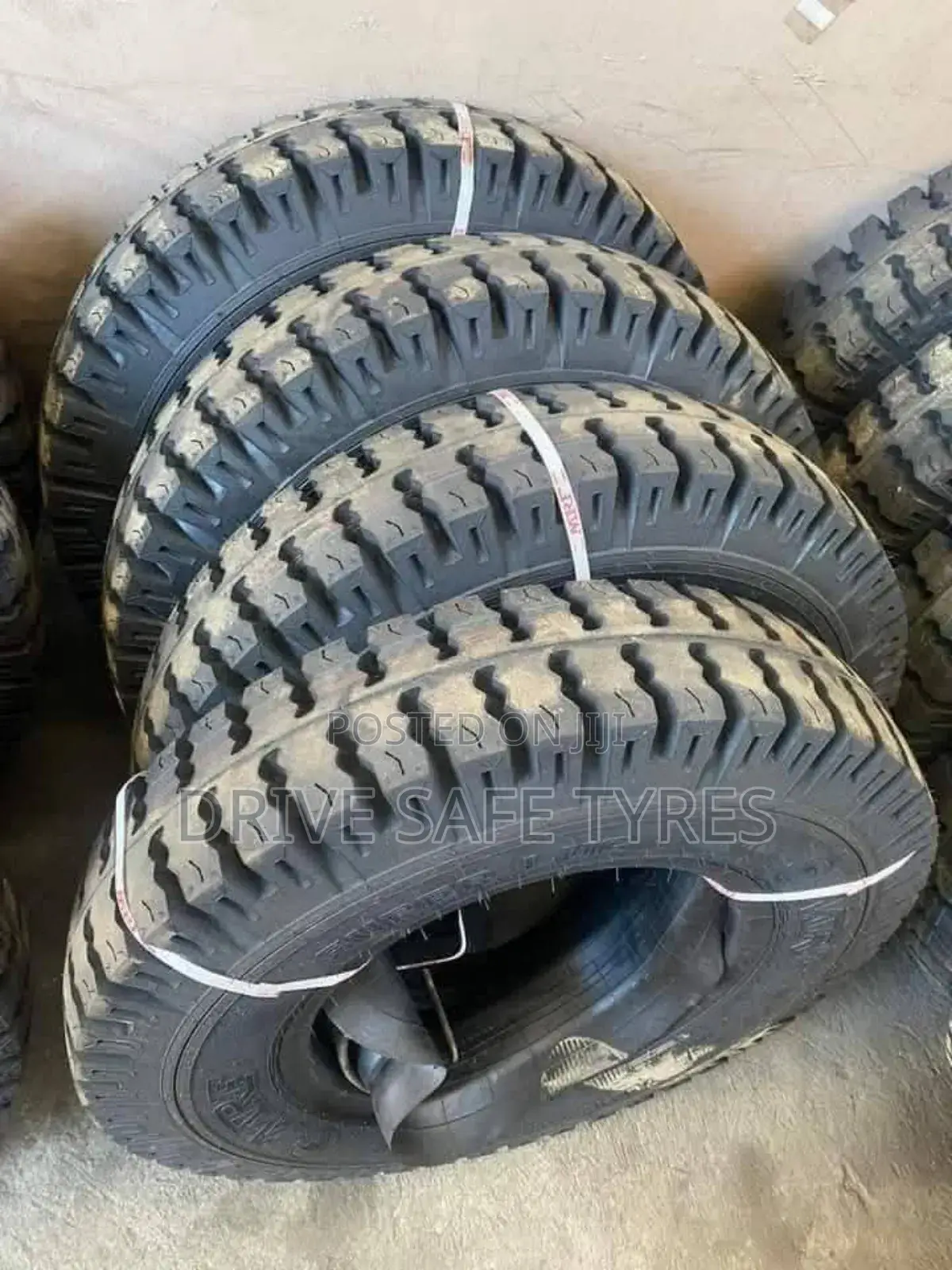700 R16 Brand New MRF Tyre Made in India