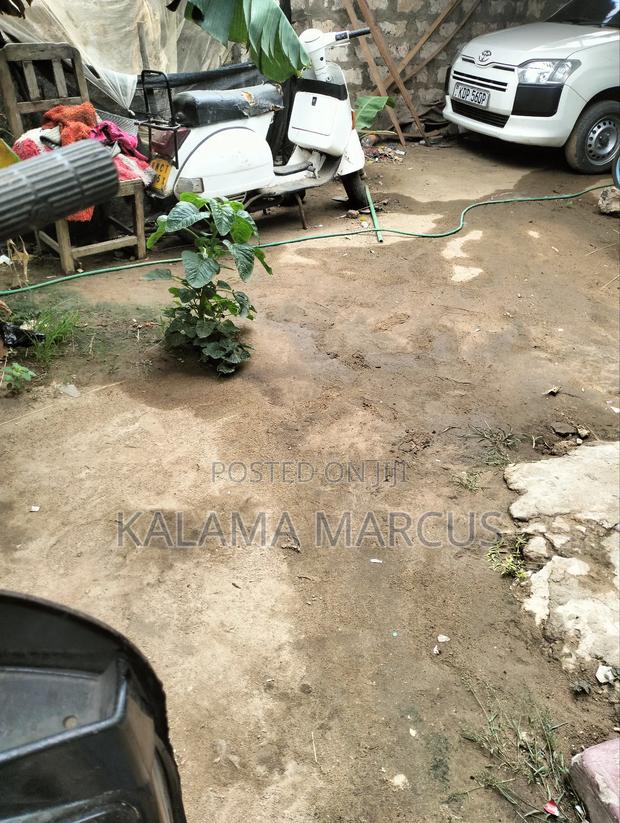 Piaggio Scooter 1998 White - thumbnail 4