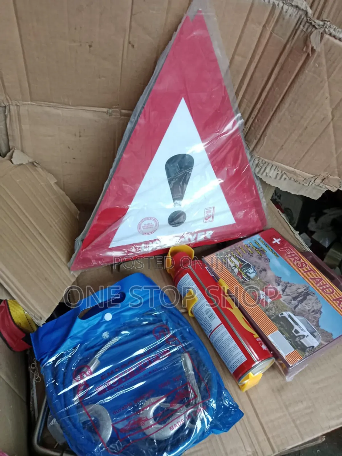 4x Auto Emergency Kit Set Car Safety Kit