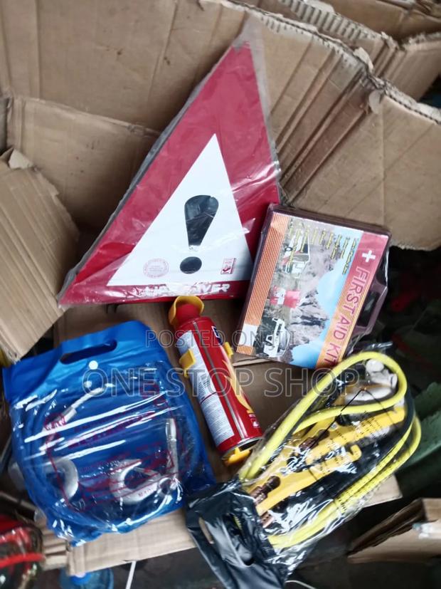5pc Multipurpose Roadside Assistance Auto Safety Kit - main view