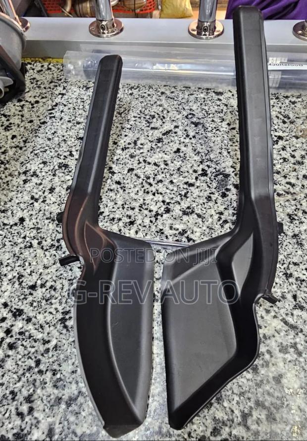 Rav4  2019 Windscreen  Finishers