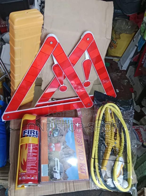 4pc Essential Safety Kit Items To Keep In Your Car - main view