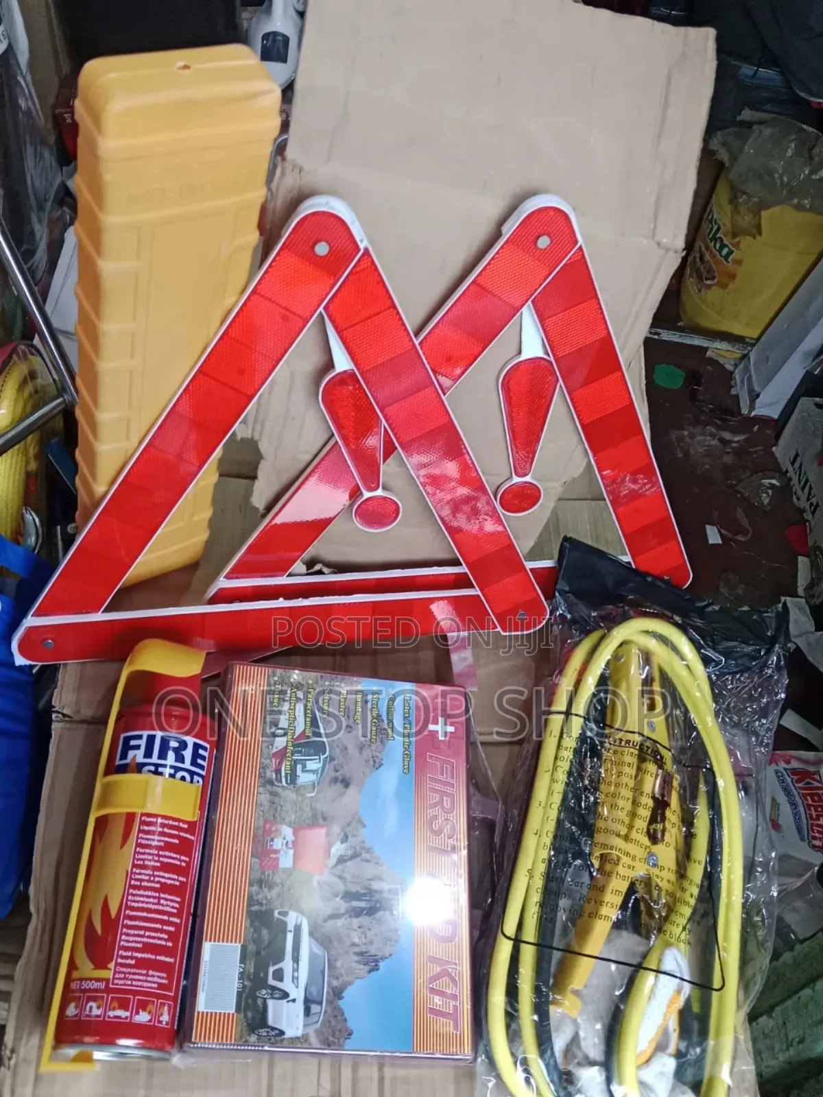 4x Compact Vehicle Safety Kit