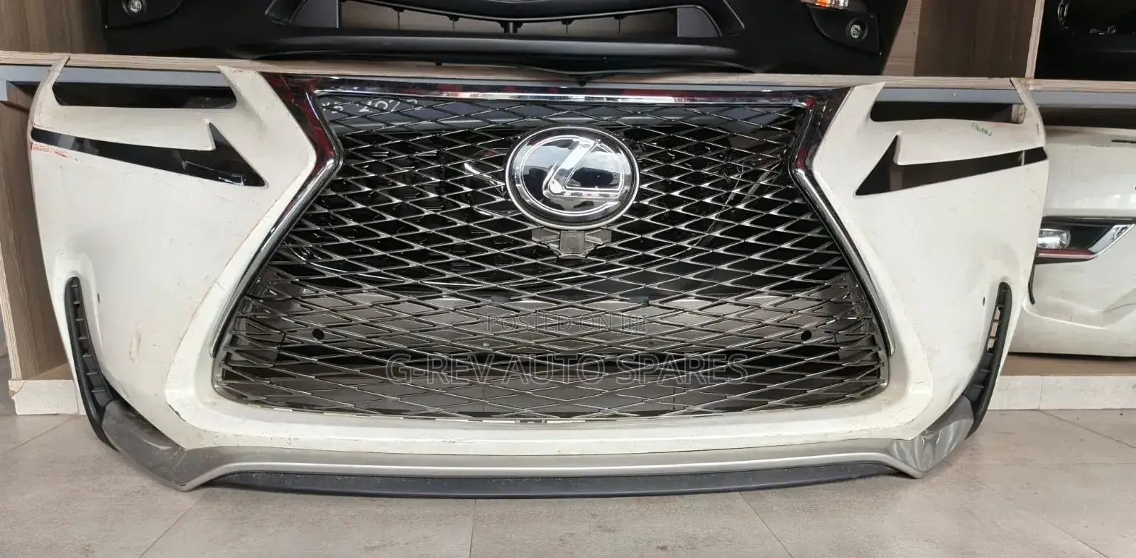 Lexus  Nx 200 Front  Bumper