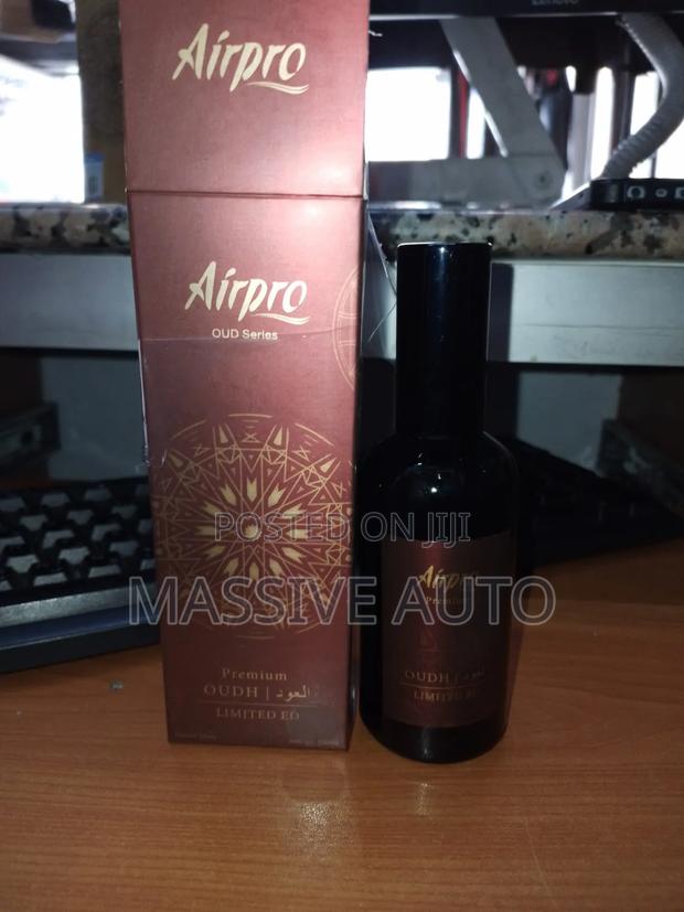 Premium Oudh Air Pro Car Freshener/ Car Fragrance Perfume Freshener