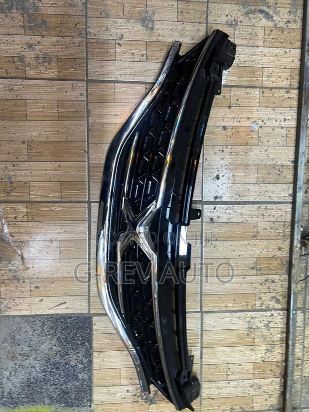 Toyota  Markx  2015 From Grill