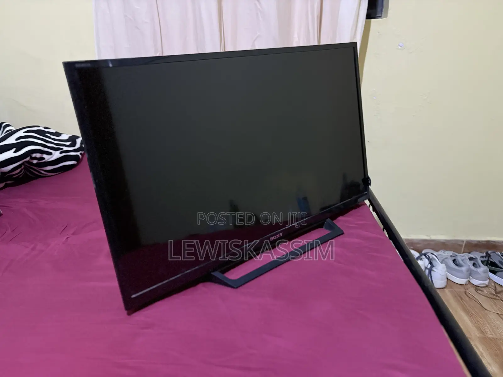 Sony 32” Tv