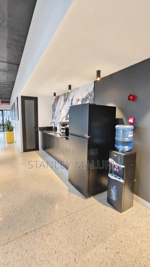 14 Pax Fully Serviced and Furnished Office Space Forlease in Westland - thumbnail 7